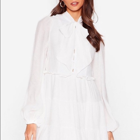 Tiered Bow Dress - Picture 3 of 9